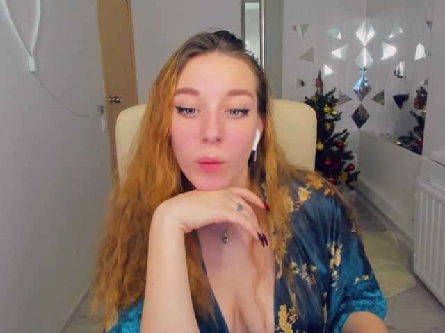 Live sex webcam photo for MimiSummers #271860658