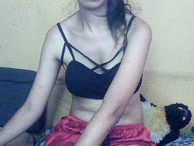 Live sex webcam photo for Mimie586 #291002589