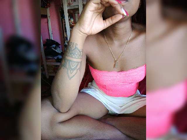 Live sex webcam photo for Mimihot1 #276304014