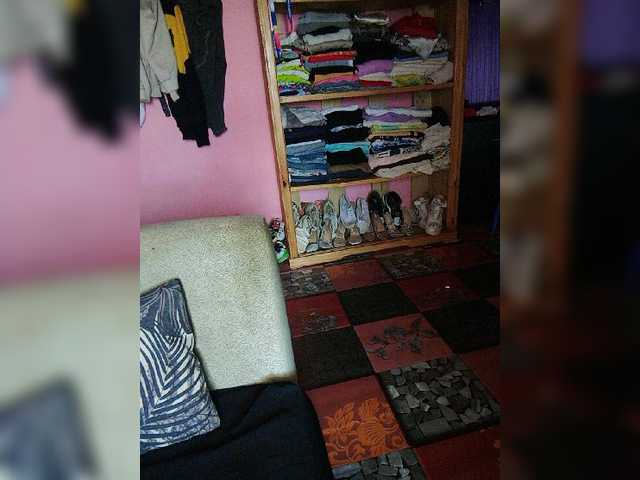 Live sex webcam photo for Mimihot1 #276311427