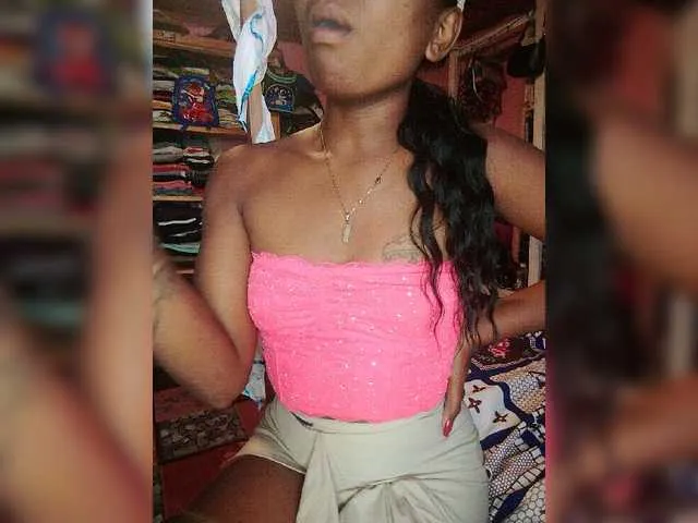 Live sex webcam photo for Mimihot1 #276342969