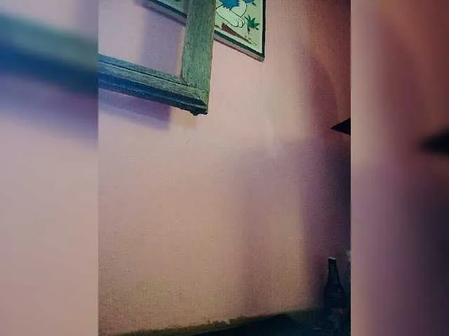 Live sex webcam photo for Mimihot1 #276467518