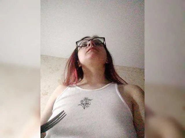 Live sex webcam photo for Mimimigirl #273037265