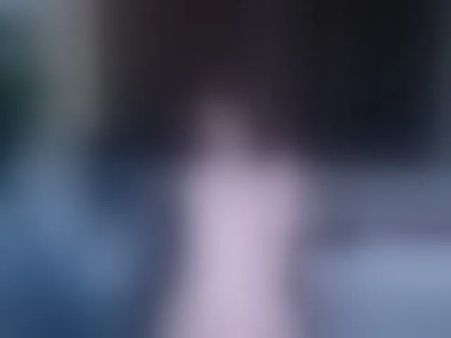 Live sex webcam photo for MinaGlow #293280684