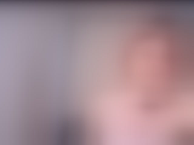 Live sex webcam photo for MinaGlow #294277245