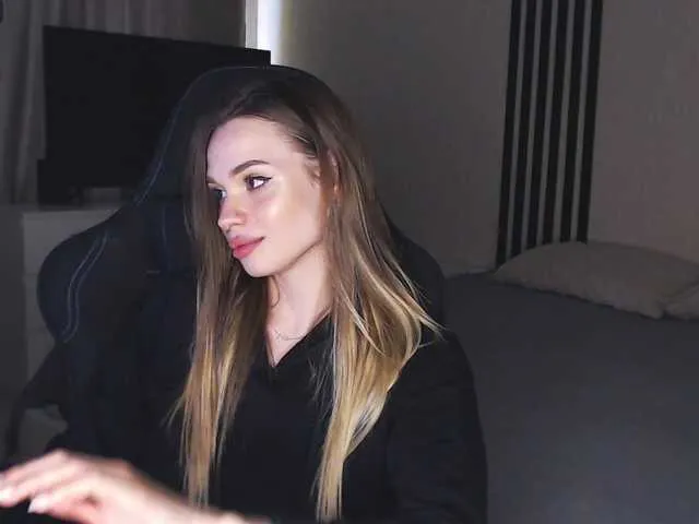 Live sex webcam photo for MindLure #291136963