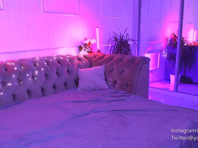 Live sex webcam photo for Mindteasing #275504712