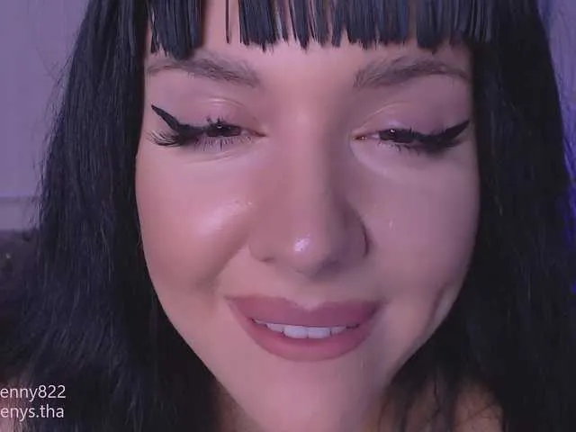 Live sex webcam photo for Mindteasing #277439127