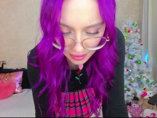 Live sex webcam photo for MindyKally #276998869