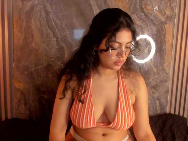 Live sex webcam photo for Minerva-Dimou #276662211