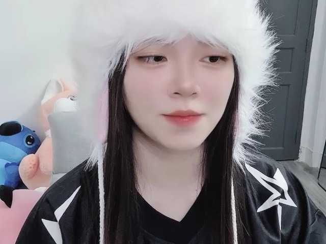 Live sex webcam photo for MinhHa-studen #277093438