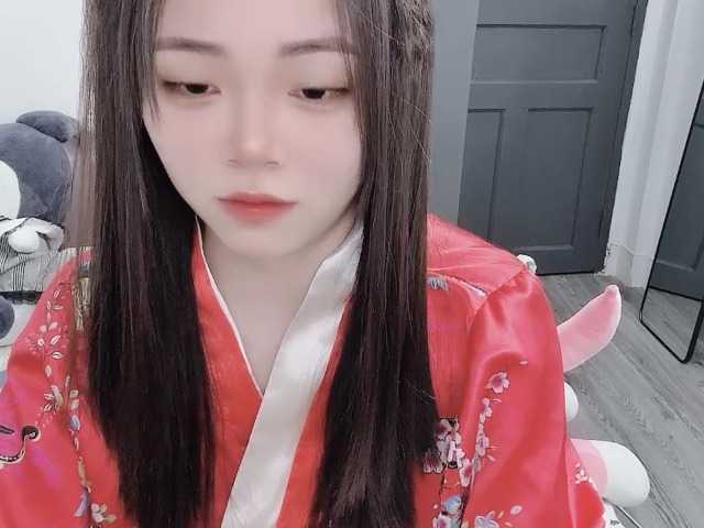 Live sex webcam photo for MinhHa-studen #277100429