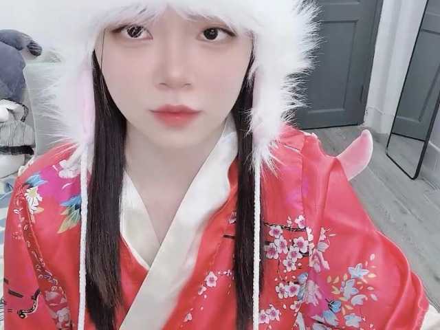 Live sex webcam photo for MinhHa-studen #277102258