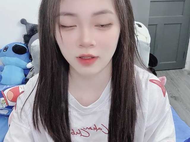 Live sex webcam photo for MinhHa-studen #277451812