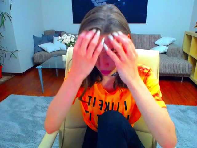 Live sex webcam photo for MiniCalm #273451822