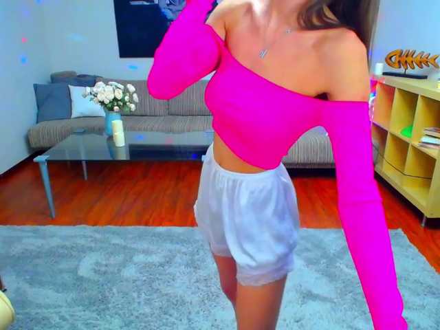 Live sex webcam photo for MiniCalm #273505661