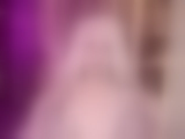 Live sex webcam photo for MiraJade #294092627