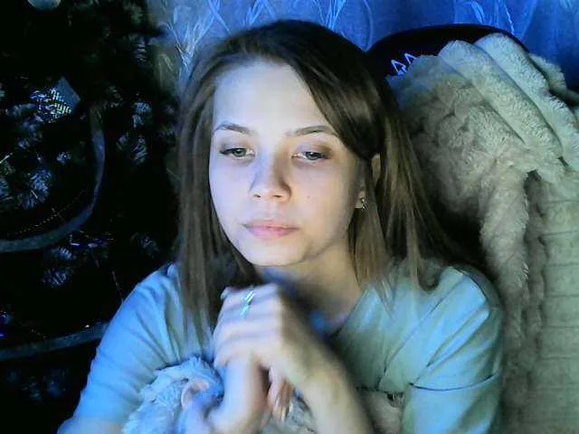 Live sex webcam photo for MiraPics #271807852