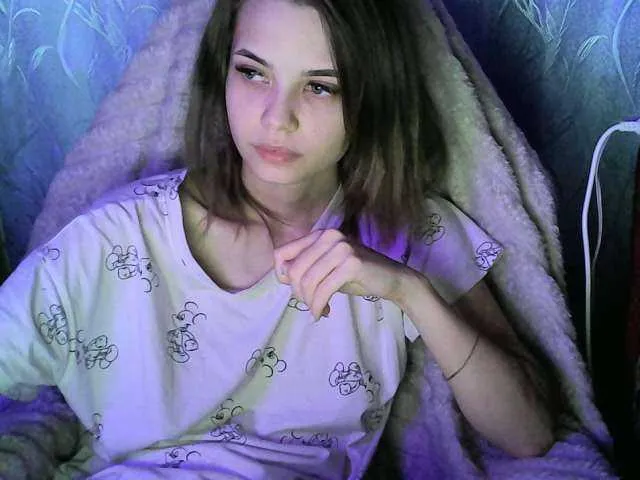 Live sex webcam photo for MiraPics #271905228