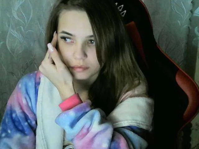 Live sex webcam photo for MiraPics #272084837