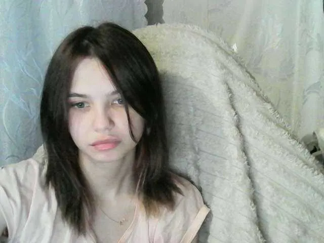 Live sex webcam photo for MiraPics #272676612