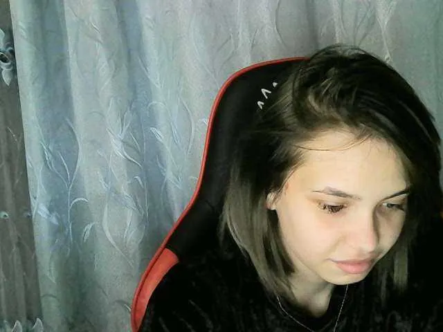 Live sex webcam photo for MiraPics #273299308