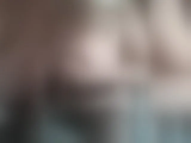 Live sex webcam photo for MiraRobens1 #294012137
