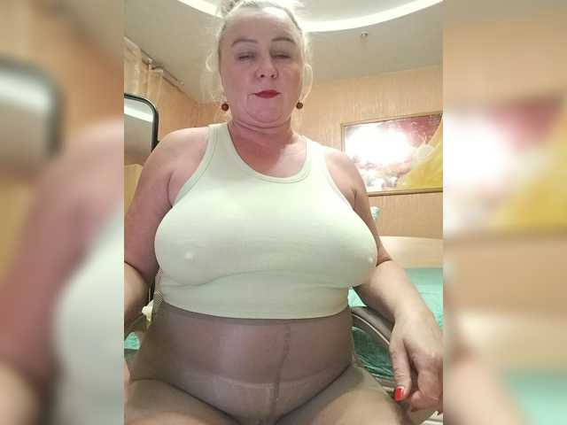 Live sex webcam photo for MiraRobens1 #294258809