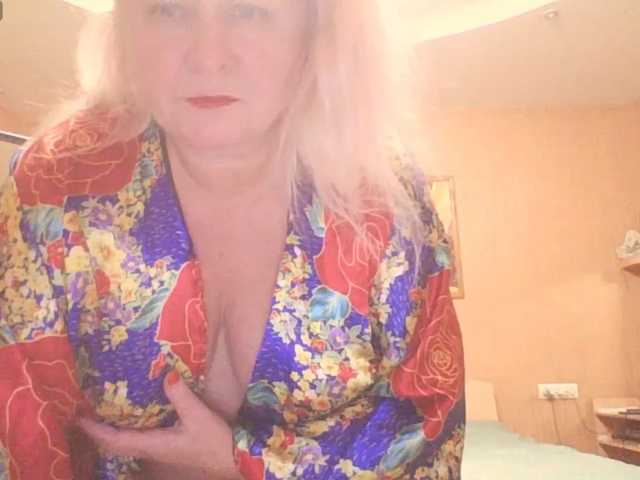 Live sex webcam photo for MiraRobens1 #294264433