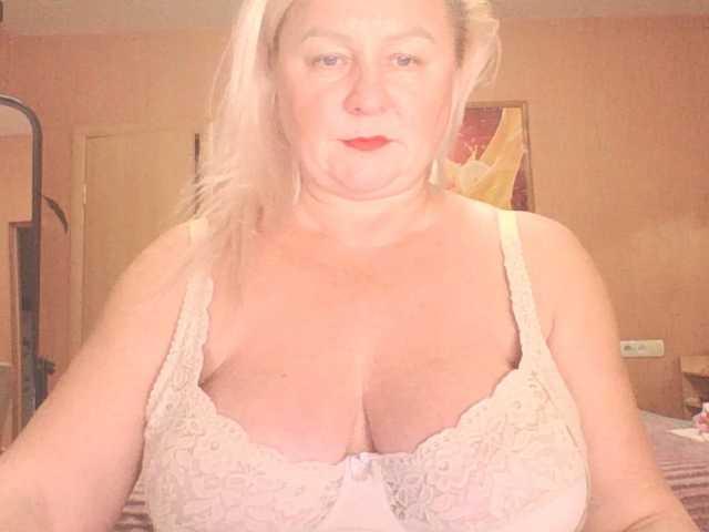 Live sex webcam photo for MiraRobens1 #294310638