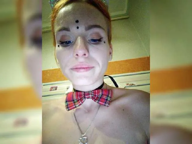 Live sex webcam photo for MiraRoy #274048563