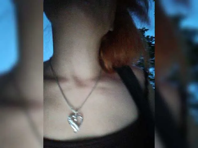 Live sex webcam photo for MiraRoy #274138891