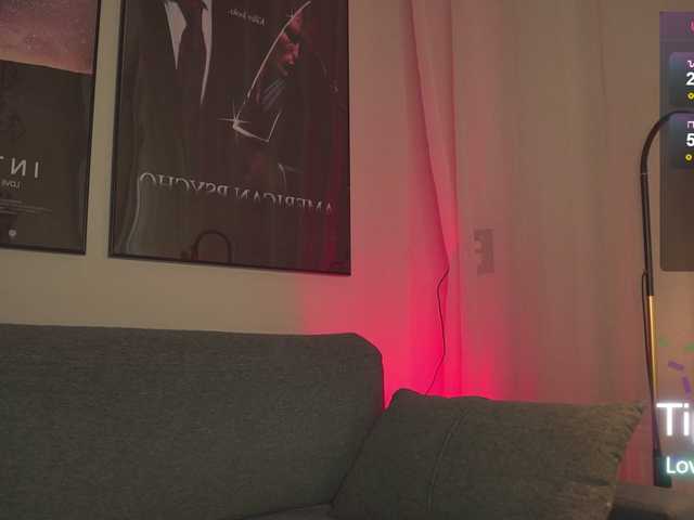 Live sex webcam photo for MiraWair #291131685