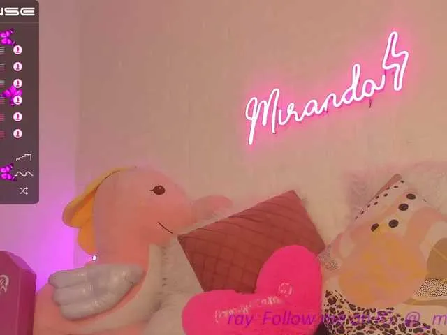 Live sex webcam photo for Miranda-Ray #273540434
