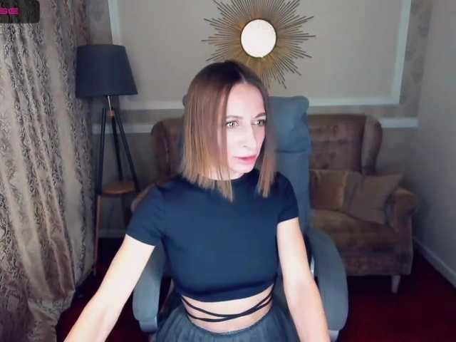 Live sex webcam photo for MirandaHobbs #288029415