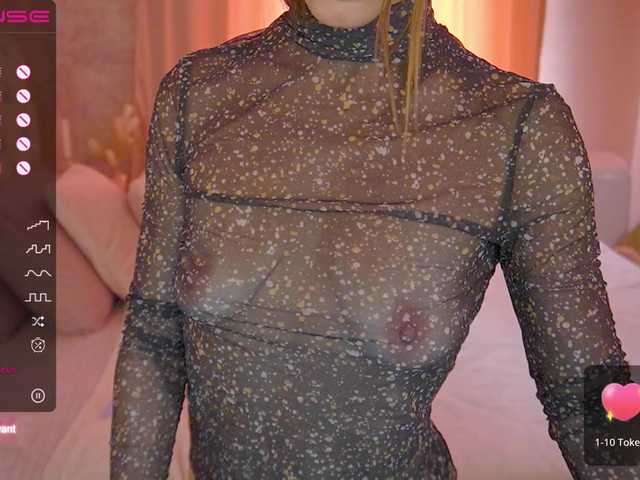 Live sex webcam photo for MirandaHobbs #288029532