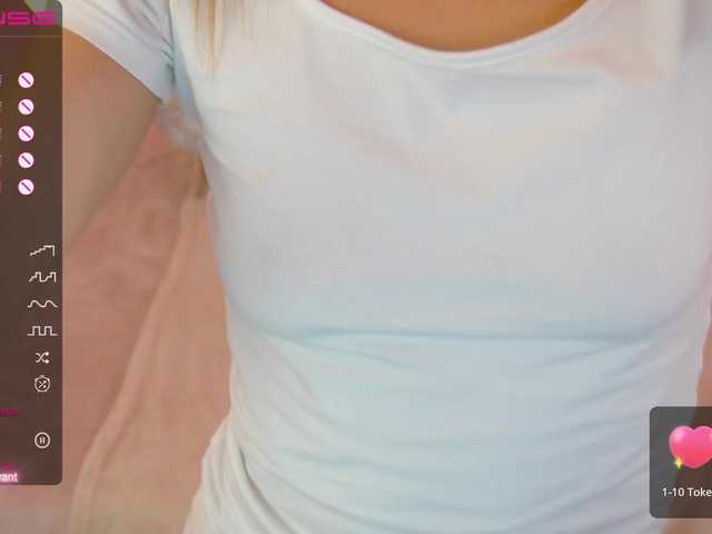 Live sex webcam photo for MirandaHobbs #288029536