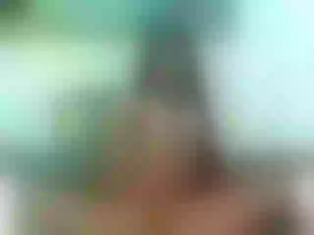 Live sex webcam photo for MirandaKampers #276305592