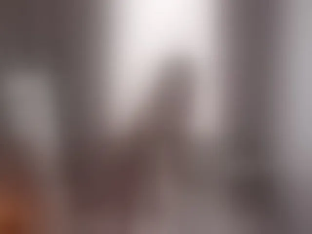 Live sex webcam photo for MirandaQueen #293963877