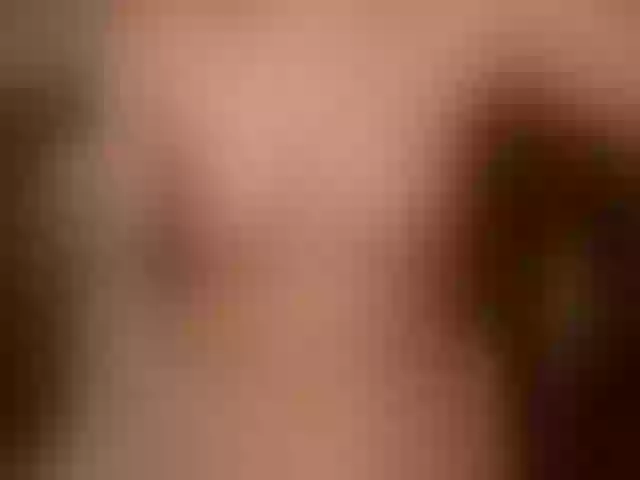 Live sex webcam photo for MirandaShaw #288051938