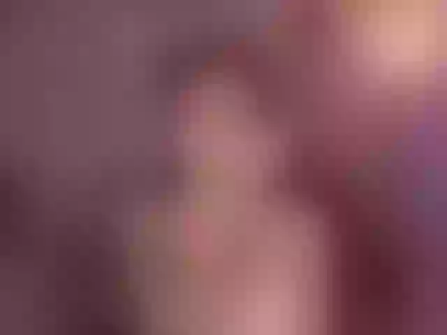 Live sex webcam photo for MirandaShaw #291937173