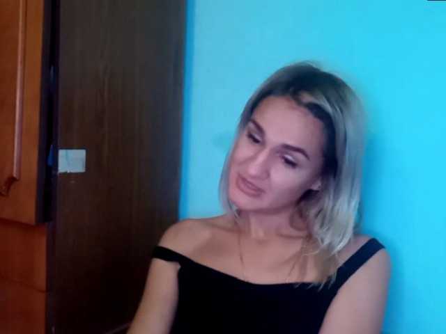 Live sex webcam photo for Mirellia #275528848