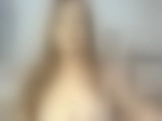 Live sex webcam photo for Mirenelma #293938070