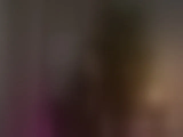 Live sex webcam photo for MiriamFoxx #293837233