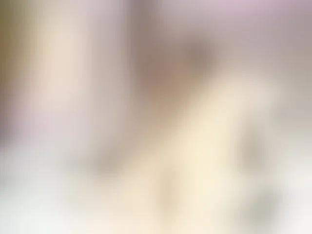Live sex webcam photo for MiriamFoxx #293935781