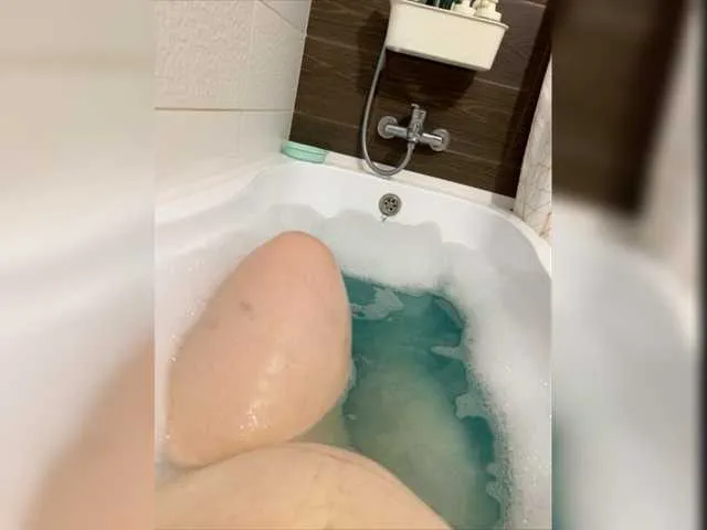 Live sex webcam photo for Mirmiriams #276234226