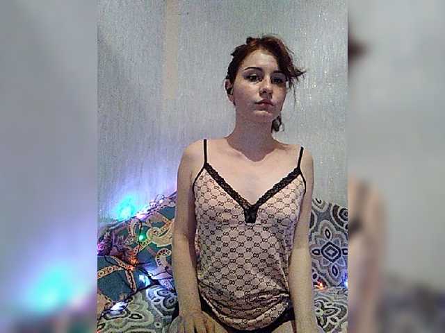 Live sex webcam photo for Mirna0 #273702219