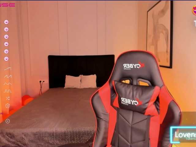 Live sex webcam photo for MirraAmi #276070420