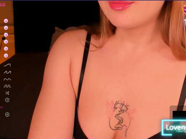 Live sex webcam photo for MirraAmi #276160209