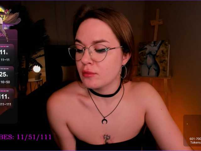 Live sex webcam photo for MirraAmi #276695517